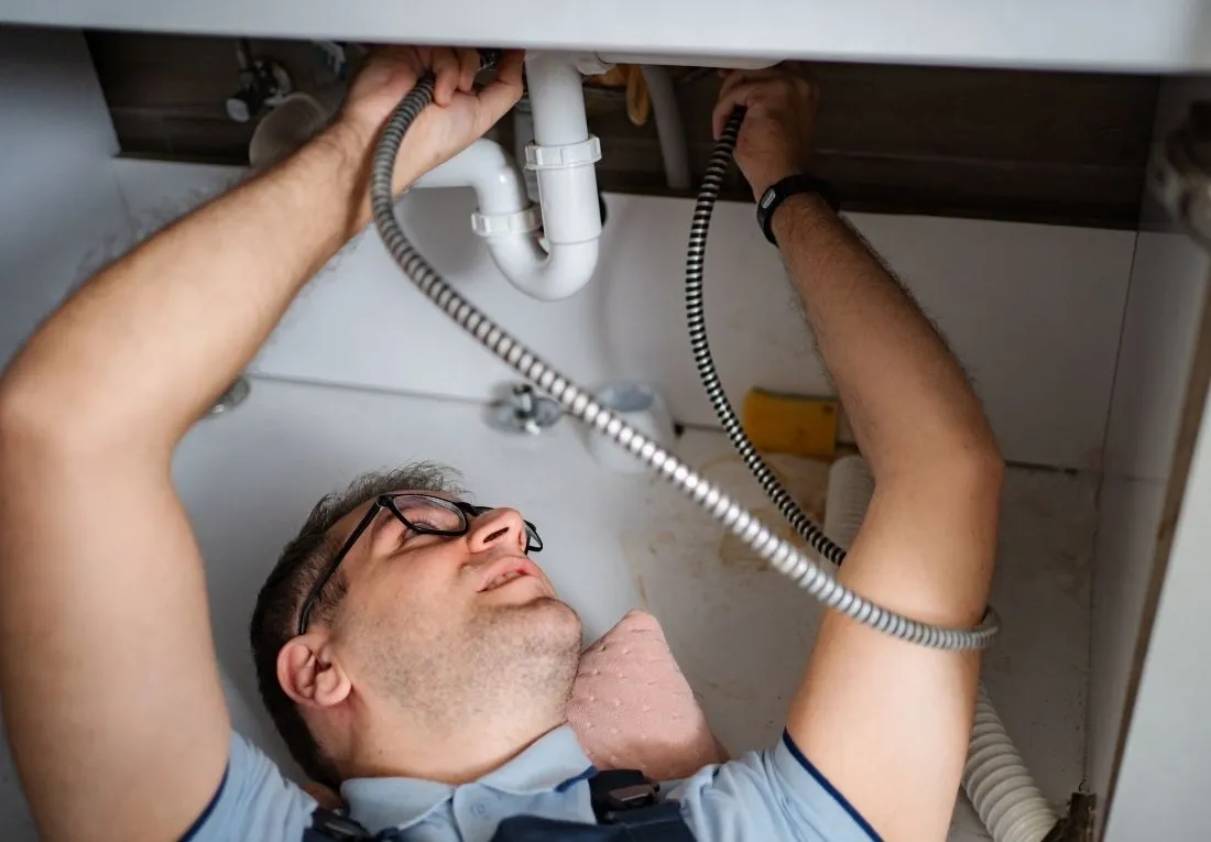 toilet verstopt door vochtige doekjes